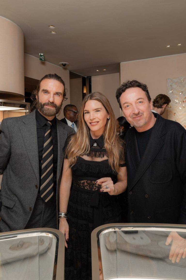  - De Beers Inaugurates its New Flagship Store on Rue de la Paix