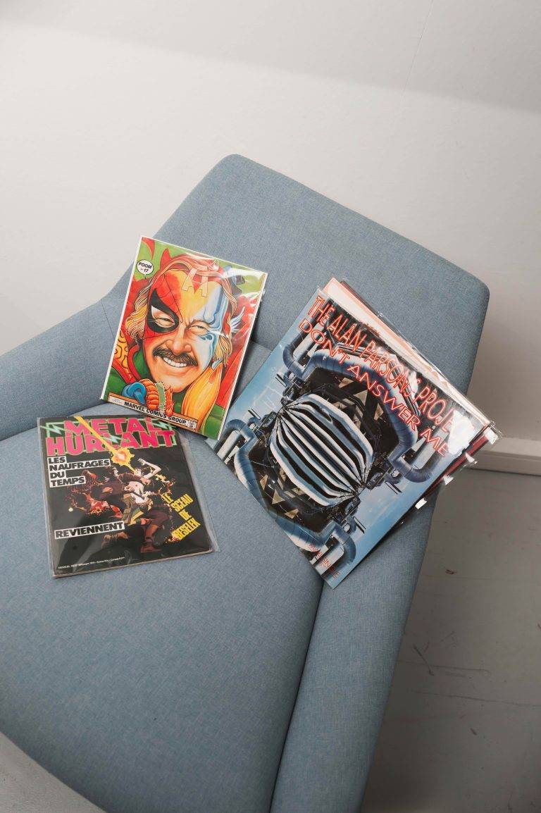 At the Marché Dauphine, the Futuro Show Ends on a High Note with Jay-Jay Johanson