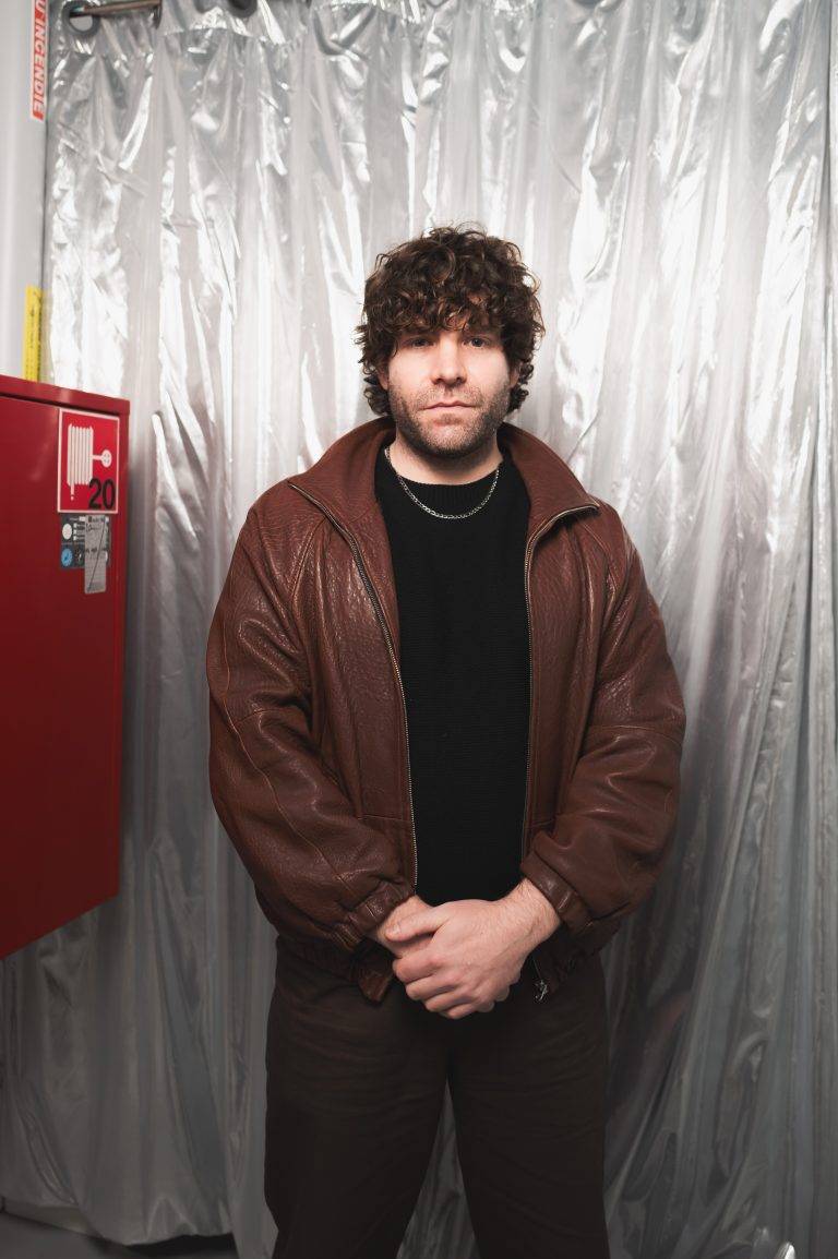  - At the Marché Dauphine, the Futuro Show Ends on a High Note with Jay-Jay Johanson