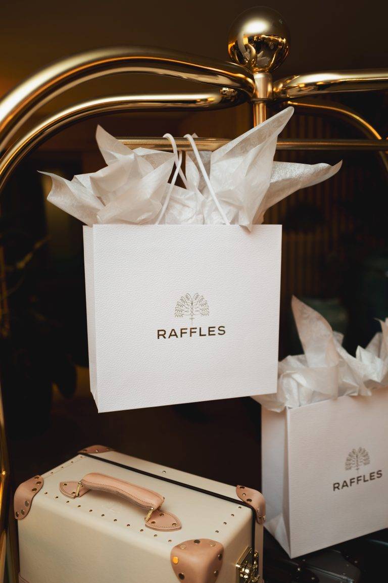 Raffles Presents its Collection “The Butler Did It” under the Dome of the Printemps Haussmann