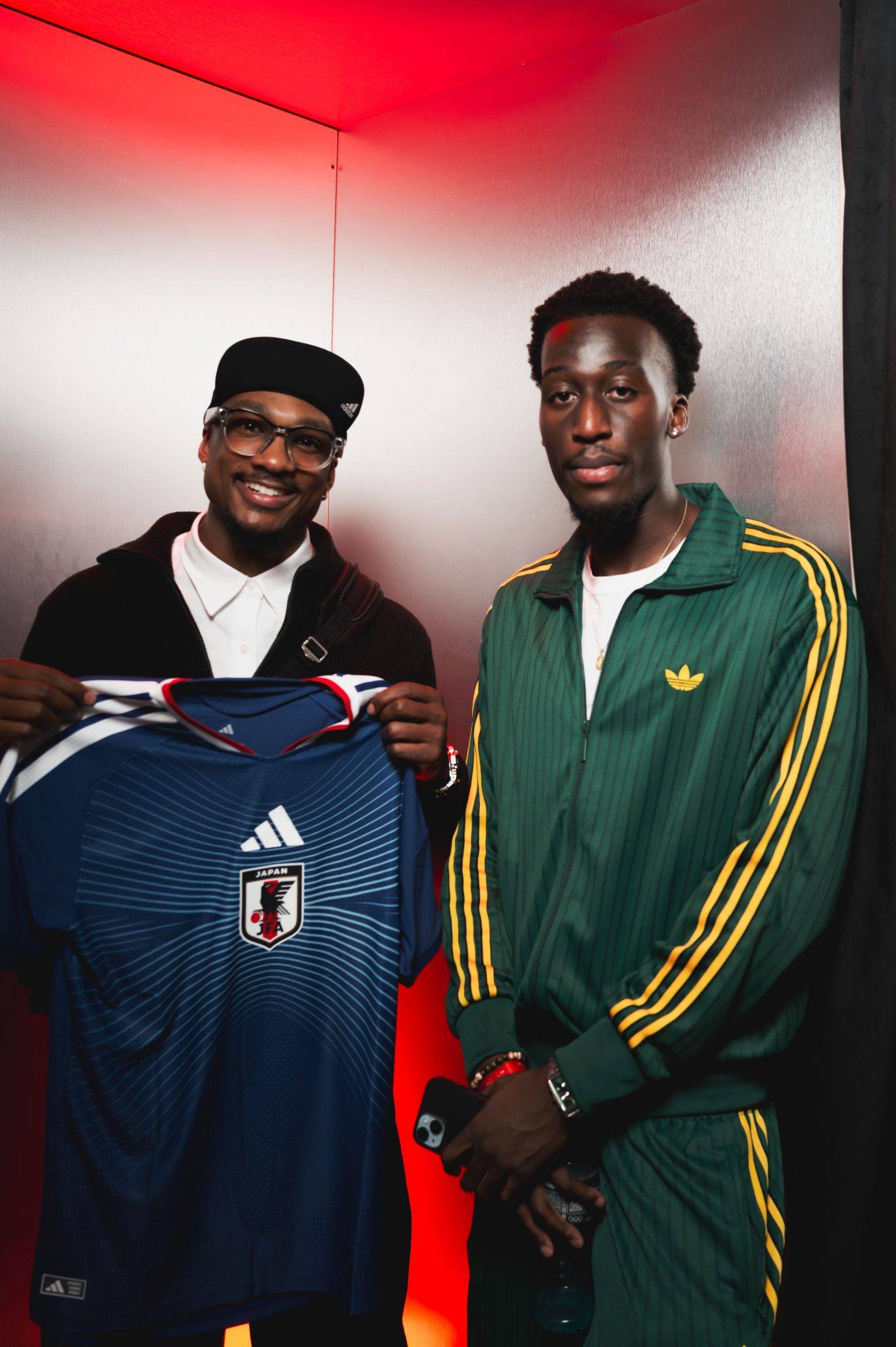  - Coca-Cola fait triompher la coupe sur les Champs-Elysées