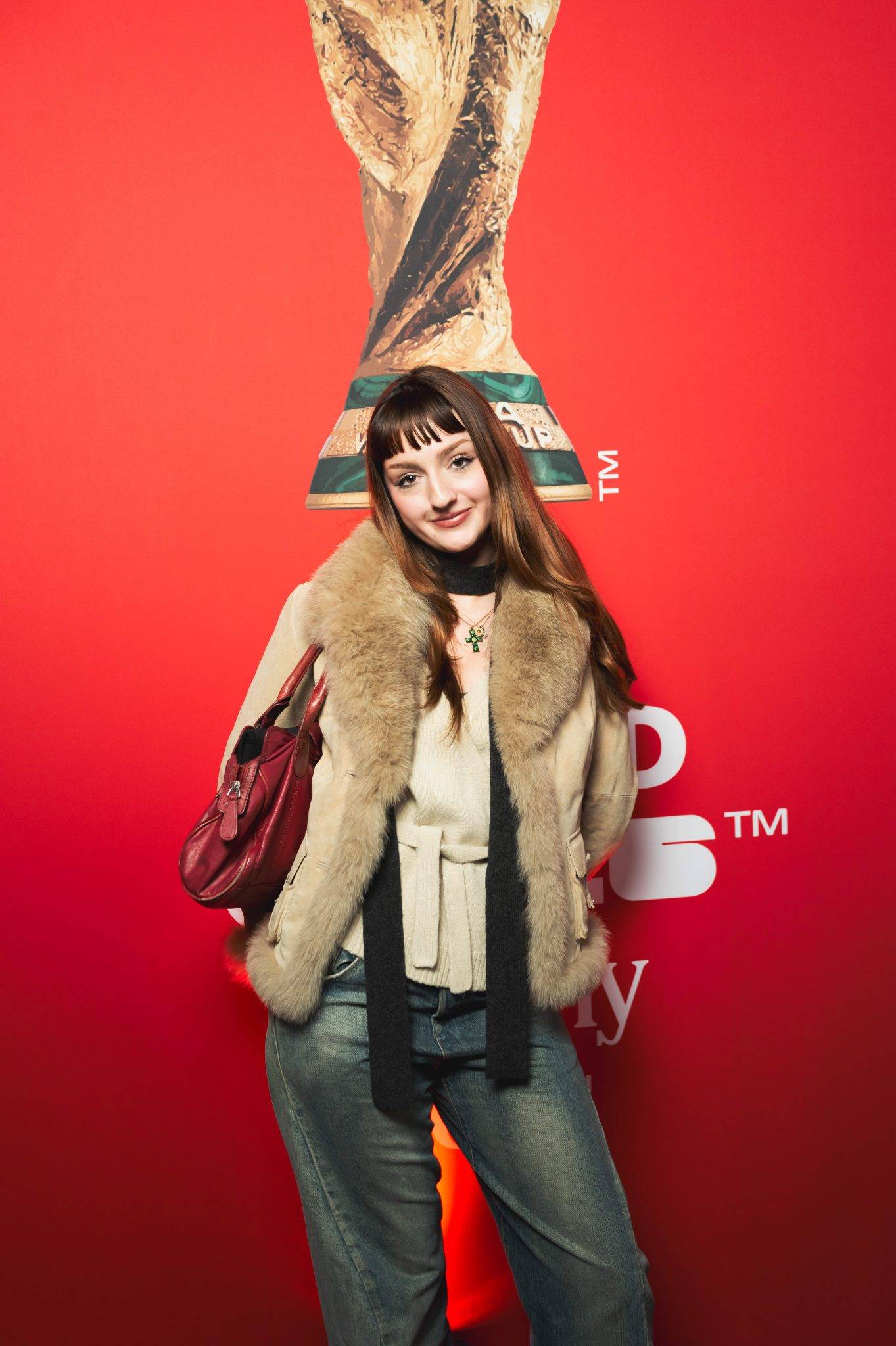  - Coca-Cola fait triompher la coupe sur les Champs-Elysées