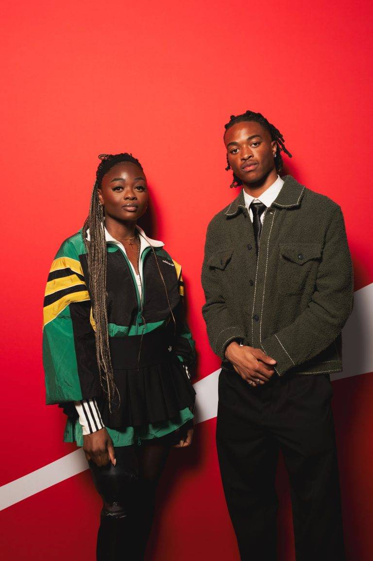  - Coca-Cola fait triompher la coupe sur les Champs-Elysées